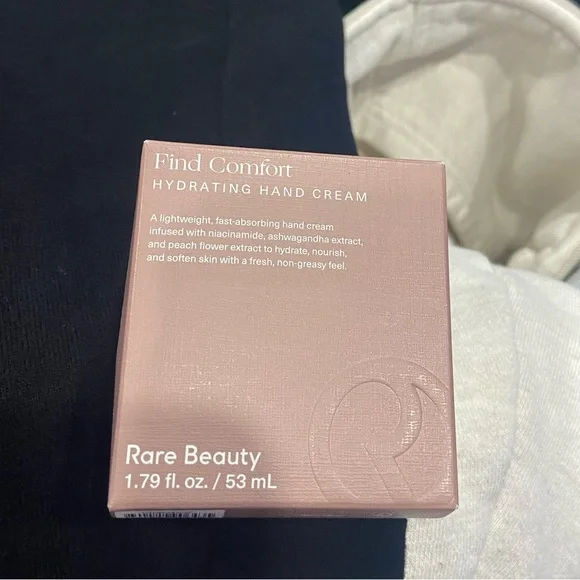 Rare Beauty Skincare - Soft Purple - Picture 4 of 6